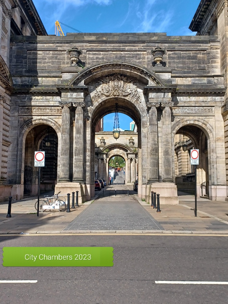 A photo of the City Chambers, Glasgow on a fine day